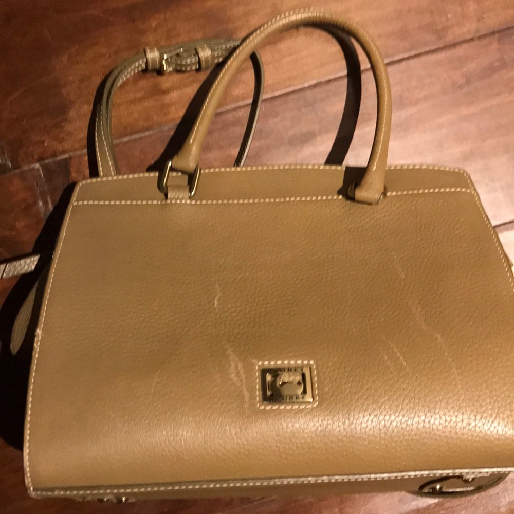 Purse with strap - Dooney & Bourke